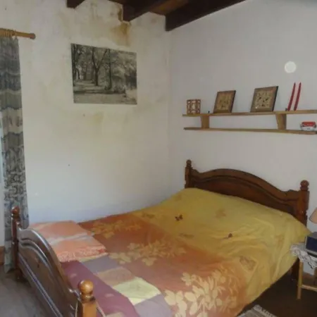 Holiday home Touvent Maison Au Milieu Des Bois