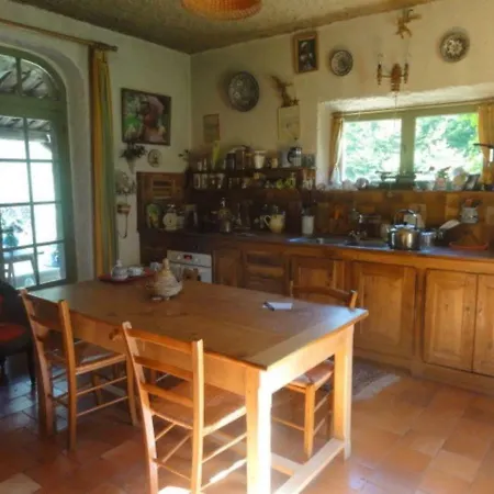 Touvent Maison Au Milieu Des Bois